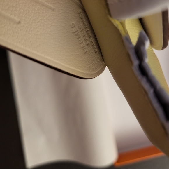 ❌SOLD❌ Hermes Pegase Rodeo Pm Jaune Bourgeon - Picture 5 of 5